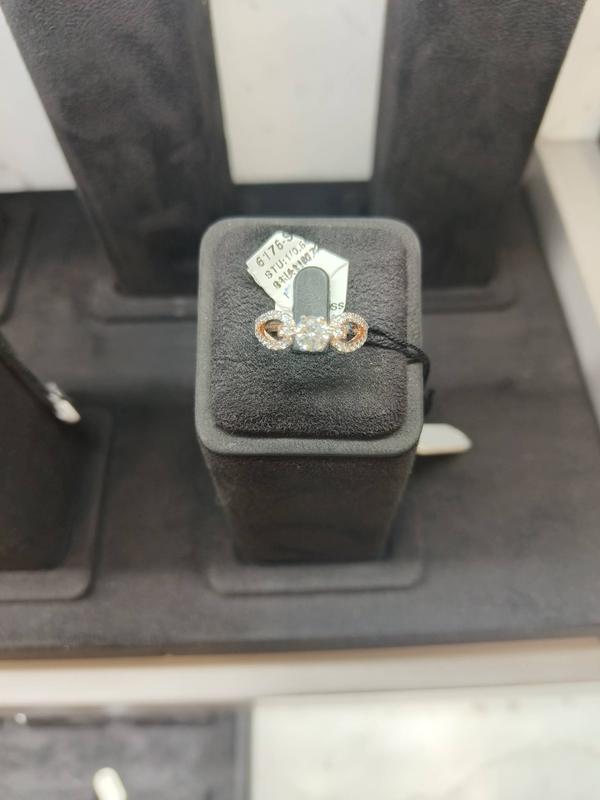 Lab Grown Solitaire diamond ring. 