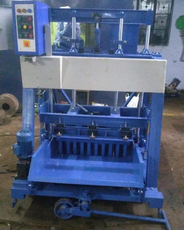 The Hollow Block Making Machine is a robust and efficient industrial-grade machine engineered for the mass production of high-quality hollow concrete blocks. Ideal for construction companies, brick manufacturers, and precast operations, this machine delivers consistent results with minimal labor and high productivity.
