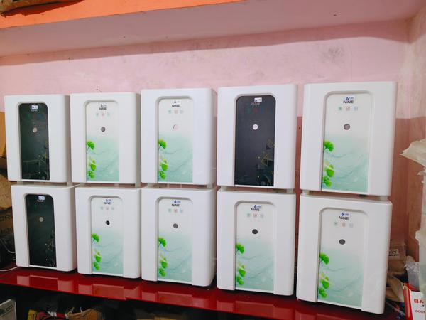 *AMK Water Ionizer Machine Specifications:*- *Purification Capacity:* 2-12 LPM (Liters Per Minute)- *Number of Plates:* 5-11 plates, platinum-coated titanium- *pH Range:* 3.0-11.5 (alkaline and acidic water)- *ORP (Oxidation Reduction Potential):* Up to -750 mV- *Voltage:* 240V, 50-60Hz- *Automation Grade:* Fully Automatic- *Material:* Platinum-coated titanium plates, ABS plastic or stainless steel body- *Dimensions:* Varies by model (e.g., 280(W) x 360(H) x 155(D) mm)- *Weight:* Around 6 kg- *Warranty:* 1-2 years*Key Features:*- Electrolysis technology for efficient ionization- Customizable pH levels for drinking, cooking, and skincare- Removes impurities like chlorine, sediment, and heavy metals- Digital control panel with touch or button controls- Self-cleaning mechanism to prevent mineral buildup- Energy-efficient design ¹ ² ³*Models and Pricing:*- AMK 7 Plate Ionizer: ₹85,000 - ₹1,40,000- AMK 9 Plate Ionizer: ₹1,18,000 - ₹16,99,000- Commercial models available with higher capacity (e.g., 180 LPH)For more information, contact AMK Shripad Technology:Mobile: 9021642102, 8551011599Website: www.amkshripadtech.comDo you want to know more about installation, maintenance, or health benefits of AMK water ionizer machines? 😊