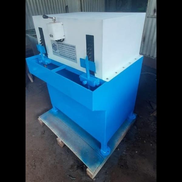 With features such as easy operation, safety guards, low maintenance, high output, and compact design, the coconut shell remover machine improves productivity and workplace safety. It prepares coconuts efficiently for further processing such as grating, milk extraction, drying, cutting, and oil production.Strong Performance. Clean Shell Removal. Reliable Coconut Processing.