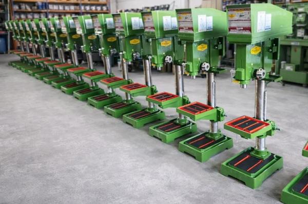 20 MM PILLAR DRILL MACHINE MT 3 HEAVY DUTY