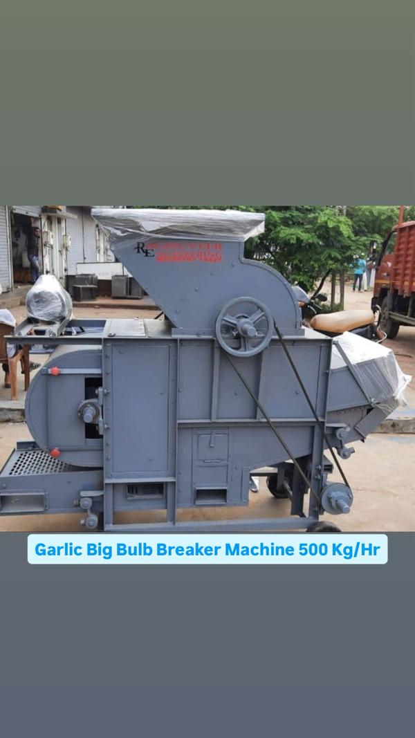 Automatic Garlic Bulb Cutter ManufacturersWe are also supply in Andhra Pradesh, Arunachal Pradesh, Assam, Bihar, Chhattisgarh, Goa, Gujarat, Haryana, Himachal Pradesh, Jharkhand, Karnataka, Kerala, Madhya Pradesh, Maharashtra, Manipur, Meghalaya, Mizoram, Nagaland, Odisha, Punjab, Rajasthan, Sikkim, Tamil Nadu, Telangana, Tripura, Uttar Pradesh, Uttarakhand, and West BengalAutomation Grade	AutomaticUsage/Application	IndustrialMaterial	Mild SteelSuitable for	GarlicPhase	Three PhaseFrequency	50 HzPower Source	ElectricVoltage	380 VCountry of Origin	Made in IndiaCapacity	120 kg/HrFinishing	Matt FinishWelcome to RAGHUVEER ENGINEERING - Your Trusted Partner for Garlic Peeling Solutions!  Looking for the perfect garlic peeling machine for your processing needs? You've come to the right place! At RAGHUVEER ENGINEERING, we specialize in designing, manufacturing, and delivering high-quality garlic peeling machines that streamline your production process and enhance efficiency.  Product Features: Cutting-edge technology for precise and efficient peeling Stainless steel construction for durability and hygiene User-friendly interface for easy operation Customizable options to suit your specific requirements Compact design for space-saving installation  Our Range of Machines: 10kg to 30kg/hr : Ideal for small-scale operations or restaurant kitchens. 50kg to 100kg/hr : Perfect for medium-sized production facilities. 150 to 1000kg/hr : Designed for large-scale industrial processing.  Why Choose [Manufacturer Name]? Over 19 years of experience in the industry. Dedicated customer support team to assist you every step of the way. Global shipping options available for worldwide delivery. Comprehensive warranty coverage for peace of mind.  Contact Us Today! Ready to revolutionize your garlic peeling process? Contact us today to learn more about our products and how they can benefit your business. Don't settle for anything less than the best – choose RAGHUVEER ENGINEERING for all your garlic peeling needs! 