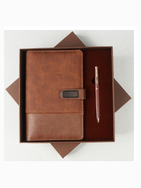 Make a lasting impression with our Premium Leather Executive Gift Combo—a perfect blend of luxury, utility, and professional charm. Designed for modern executives, this stylish diary and pen set is ideal for corporate gifting and brand promotions.What’s Inside?✔ Premium Leather Look Executive Diary✔ Sleek Premium PenPerfect For:Corporate gifting & festive hampersEmployee welcome kitsClient appreciation giftsExecutive giveawaysHighlights:✨ Rich leather-finish design✨ Custom logo branding available✨ Elegant gift packaging✨ Bulk order support