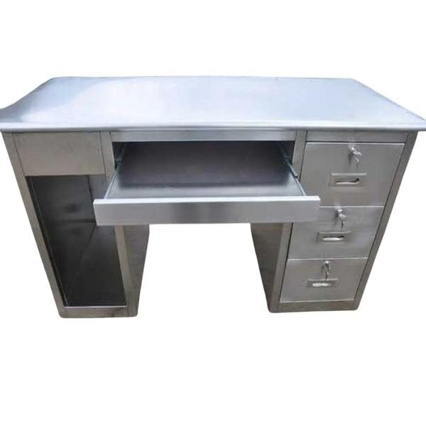 These products are made from the best quality raw material & ultra-modern technology in complete compliance with the set industrial normsProduct SpecificationMaterial :- Stainless SteelSize :- 1150 x 600 x 800 mm htBrand :- Shree ChamundaMaterial Grade :- SS 202Finishing :- PolishedAvailability :- In StockView in Hindi :- श्री चामुंडा स्टेनलेस स्टील की कंप्यूटर टेबल, आकार: 1150 X 600 X 800 मिमी ऊंचाईProduct DetailsPrice :- Excluding all taxesShips from :- VadodaraShipping :- As per delivery location