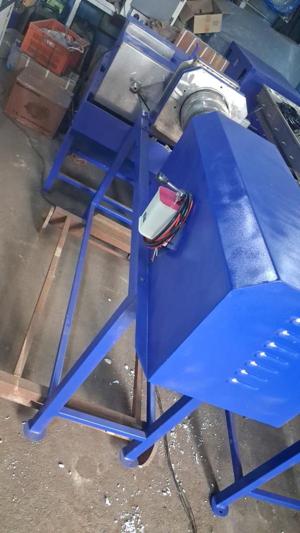 The Mariya Multi Purpose Juice Extractor Machine is a premium SS 304 stainless steel machine designed for hygienic and efficient juice extraction from various fruits and vegetables. It delivers high juice yield with minimal wastage and supports continuous commercial operation. The strong, rust-resistant construction ensures durability and easy cleaning. Smooth performance with low vibration improves productivity and operator comfort. Budget-friendly and reliable, it is ideal for juice plants, hotels, and food processing units. Mariya Multi Purpose Juice Extractor Machine offers premium quality construction, high versatility, strong extraction performance, easy maintenance, and cost-effective operation.