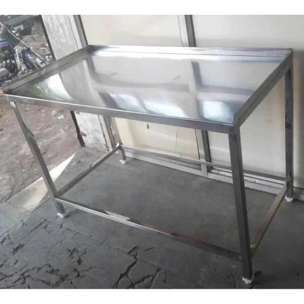 Material :- Stainless SteelUsage/App0lication :- RestaurantsShape :- RectangularSurface Finish :- PolishedColor :- SteelBase Type :- Rightengle45“x24”x34