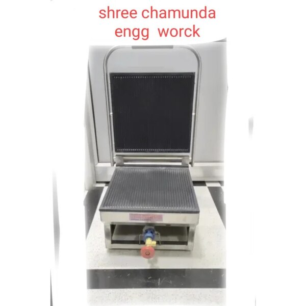 Wattage :- 2000 WUsage/Application :- CommercialSandwich Capacity :- 2Model Name/Number :- sendwich grillerCapacity :- 4Material :- SS