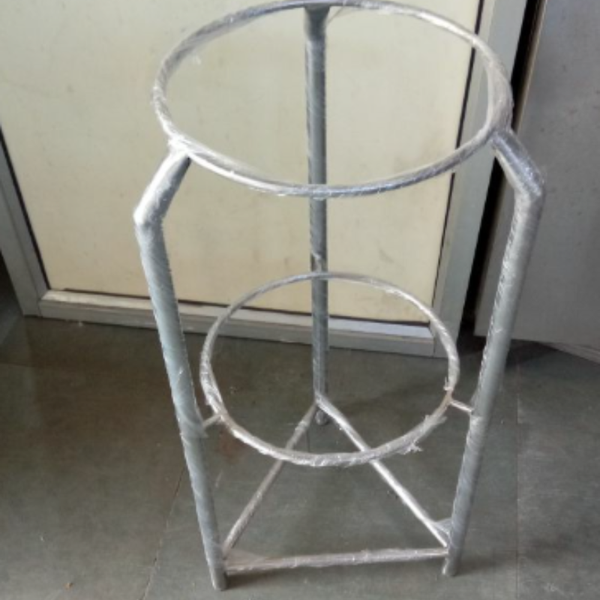 Polished silver SS Trolley Stand , For hospital, Size: As Par Boul Size