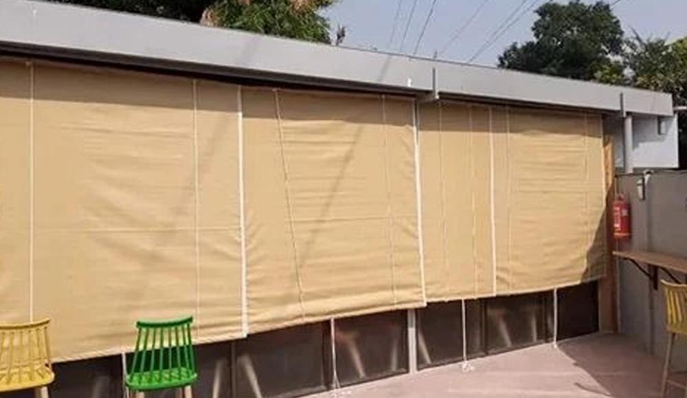 BT DECOR offers premium quality Waterproof Bamboo Chick designed to provide excellent protection from sunlight, rain, dust, and heat while enhancing the beauty of your space. Crafted from high-grade bamboo and coated with a waterproof layer, our bamboo chicks are perfect for both residential and commercial use.Features of Waterproof Bamboo Chick by BT DECOR✔ Waterproof Coating – Special protective layer to resist rain and moisture.✔ UV Protection – Reduces heat and blocks harsh sunlight.✔ Strong & Long-Lasting – Made from durable, treated bamboo.✔ Natural & Elegant Look – Adds a traditional yet stylish touch.✔ Easy to Roll & Install – Smooth operating system for daily use.✔ Low Maintenance – Simple cleaning and long service life.Ideal ApplicationsBalconies & WindowsVerandas & PatiosFarmhouses & ResortsOutdoor Seating AreasCafés & RestaurantsShops & Commercial SpacesAt BT DECOR, we focus on combining functionality with aesthetics. Our waterproof bamboo chick not only protects your space from weather conditions but also enhances privacy and comfort with a natural, eco-friendly appeal.Choose BT DECOR for reliable, durable, and beautifully crafted waterproof bamboo chick solutions that perfectly suit your needs.