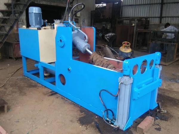 Manufacturer of a wide range of products which include Hydraulic Concrete Block Making Machine.