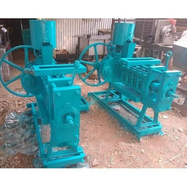 The Mariya High Performance 9 Bolt Coconut Oil Expeller is a heavy-duty and efficient machine specially designed for high-yield coconut oil extraction from copra. Built with a strong 9 bolt pressing system, it ensures maximum oil recovery with minimal oil loss in the cake. The machine delivers pure, natural coconut oil while maintaining its aroma and nutritional value. Easy to operate, energy-efficient, and low in maintenance, it is ideal for small, medium, and large-scale oil mills. Available at the best price across India, it is a reliable and high-performance solution for coconut oil production.