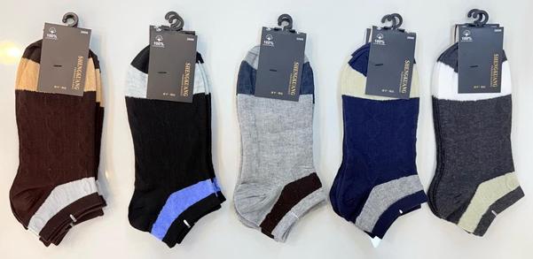 GENTS JK SNEAKER SOCKS

Upgrade your everyday style with premium Gents JK Sneaker Socks – designed for comfort, durability, and a perfect fit inside sneakers.

✨ Key Features:

🧦 Soft Cotton Fabric – Gentle on skin and breathable

👟 Perfect Sneaker Length – Low-cut design for a clean look

💨 Sweat Absorbent & Airy – Keeps feet cool and dry

🔒 Elastic Grip Band – Snug fit without slipping

💪 Durable & Long-Lasting – Strong stitching for daily wear

📦 Product Details:

Material: Cotton-rich blend

Pattern: Plain / JK brand style

Size: Free size / Custom sizes available

Colors: Black, White, Grey & more

Season: Ideal for Summer & All-season wear

Stay comfortable and stylish with Gents JK Sneaker Socks – perfect for casual wear, sports, and everyday use.