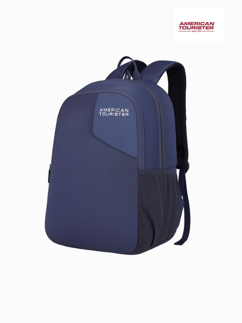 With strong handles and a comfortable shoulder strap, this laptop bag ensures easy carrying throughout the day.