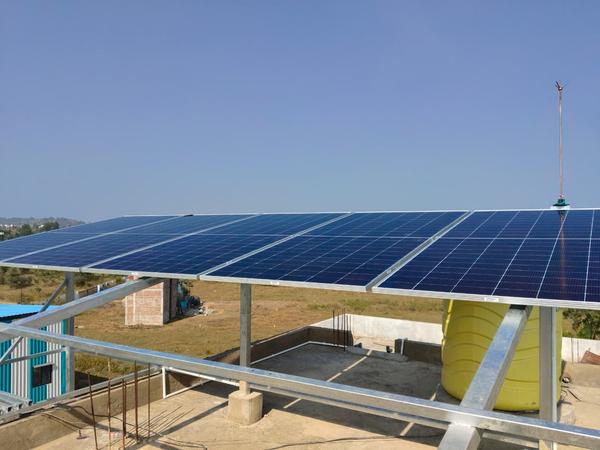 Premier Energies offers advanced N-Type TOPCon rooftop solar home systems in India, featuring high-efficiency (up to 22.83%+) bifacial modules (555W-680W+) that deliver superior performance in high temperatures. These 18-busbar, half-cut cell systems support PM Surya Ghar subsidies, reducing household electricity bills by 80-90% with a 30-year warranty.