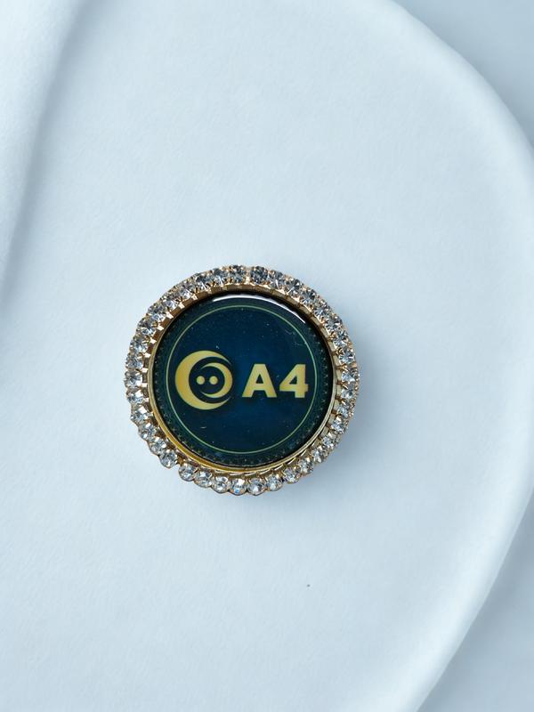 A small but striking accessory designed to add elegance and a little sparkle. Fully customisable as per customer's requirements.