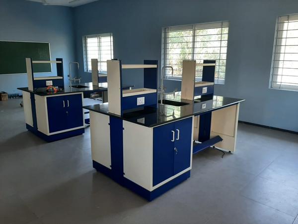 Chemistry Island Table