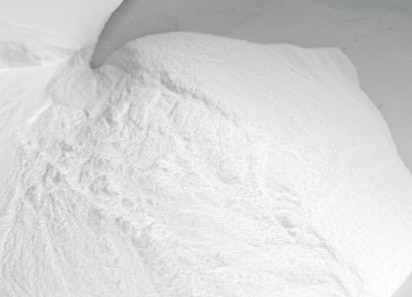 Euperlan PK 1200 UP is a cold-processable, biodegradable, wax-based pearlizing concentrate primarily used to add a creamy, white pearlescent appearance to rinse-off personal care products. It is widely used in shampoos, conditioners, body washes, soaps, and face care products for its superior pearl-shine effect.