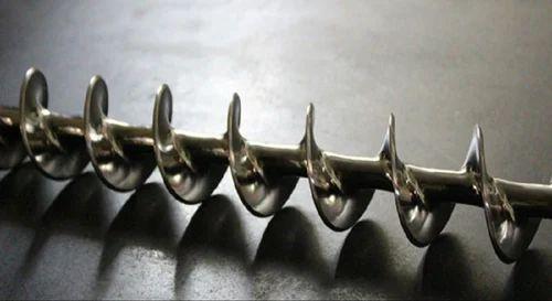 We manufacture high-performance screw auger conveyors designed for smooth, continuous, and efficient material handling across a wide range of industries. Engineered with precision and built from high-quality materials, our conveyors ensure consistent flow, minimal maintenance, and long service life.