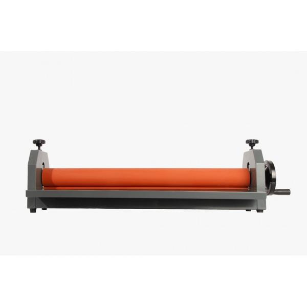 Products information:
Maximum Lamination width :	740mm           
Maximum lamination thickness :	30mm
Size :	81*21*28cm
Weight :	18
Upper roller diameter : 	65mm
bottom rubber diameter	65mm