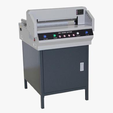 Products information :Max.Cutting width : 450X450mm Max. cutting height : 40mmMin.Cutting depth : 50mmPrecision : ±0.5mmClamp paper : AutoPush paper : ManualCutting length behind knife : 450mmTable length infront knife : 195mmSafely : protective coverPower : AC 220V ±10% ,50HZ(60HZ) 750WShipping Dimension(mm) : 850X720X620mmGross Weight : 110KGS