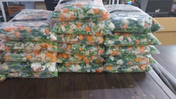 AM Fresh Mixed Vegetables Kit is made from carefully selected fresh vegetables, ensuring natural quality and freshness. It is a 100% natural product with no preservatives or added colours. The vegetables are cleaned, cut, and packed under hygienic conditions for safe consumption. It helps save time in kitchen preparation and makes cooking easier. This ready-to-cook kit is suitable for preparing a variety of dishes like curries, soups, and fried rice. It retains natural taste, texture, and nutrients. With its convenient packaging and affordable price, it is ideal for daily use in homes and commercial kitchens.