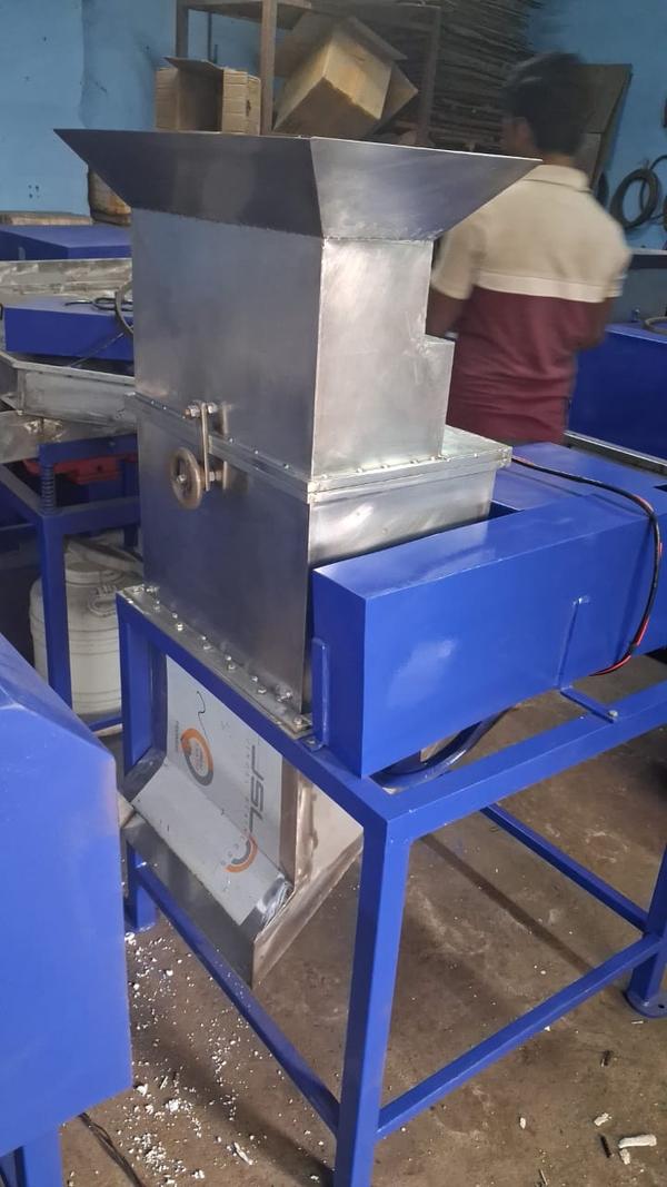 The Mariya Copra Cutter Machine is designed for efficient and uniform cutting of dry coconuts (copra). It ensures high performance and consistent output for processing needs. The machine is built with durable materials, providing long-lasting and reliable operation. It is equipped with a powerful motor for fast and precise cutting. It offers high capacity, making it suitable for commercial and industrial use. The machine is easy to operate and reduces manual labor. Its compact and sturdy design ensures stable performance during continuous use. It is also easy to maintain and budget friendly for all types of businesses.