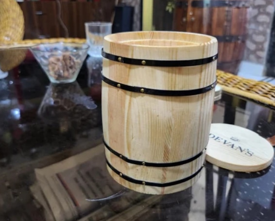 Material	Wood
Usage/Application	Decoration
Mouth Type	cylindrical
Weight	100gm
Drum Height	13 cm
Size	6 cm
Thickness	thick
Diameter	6 cm
Mouth Diameter In Mm	6 cm
I Deal In	New Only

We are the manufacturer and supplier of Small wood barrels for tissue paper,curtlery,spices storage etc.
