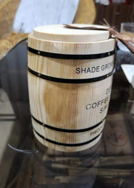 Material	Wood
Weight	100 gm
Drum Height	13 cm
Size	13/6
Diameter	6 cm
I Deal In	New Only
Question	400 gm

We are the manufacturer of Small wine barrels for less storage.
can use for decor
like storage for  small quantity of masala and all.