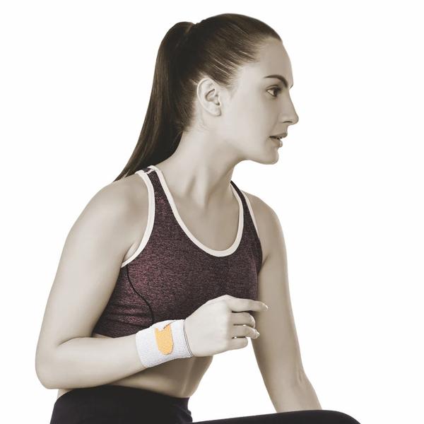 WHEN TO USEThis wrist binder can be used for Wrist sprain/strain, Sports injury, Wrist tenosynovitis, Ganglion cyst and other conditions causing pain and discomfort in the wrist and requiring mild support.SCIENTIFIC DESIGNDesigned to relieve pain by offloading the muscles of the wrist. Brace provides an ideal compression & reduces the load on the strained muscles of the wrist. Provides an immediate noticeable therapeutic relief to the wrist.LONG LASTING & BREATHABLE MATERIALMade from Latex free durable, skin-friendly & breathable material.The product undergoes a special finishing process to make the material last longer & adding anti-bacterial and anti-fungal properties.HOW TO WEARWrap the support around the wrist and lock it with the strap to a comfortable and secure fit.PRODUCT CAREHand wash with mild detergent and water at room temperature. Dry in shade on a flat surface. Do not dry clean. Do not Iron or Bleach.