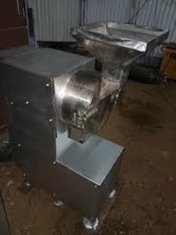 The Mariya Pulverizer Machine is designed for efficient grinding of various materials into fine powder. It offers a capacity of 50 kg per hour, making it suitable for commercial use. The machine is made with SS202 and SS304 stainless steel, ensuring durability and hygienic processing. It is equipped with a powerful motor for smooth and high-performance operation. It delivers uniform and fine output with minimal wastage. The machine is easy to operate and reduces manual effort. Its compact and sturdy design ensures stable performance during continuous use. It is also easy to clean, low maintenance, and budget friendly for businesses.
