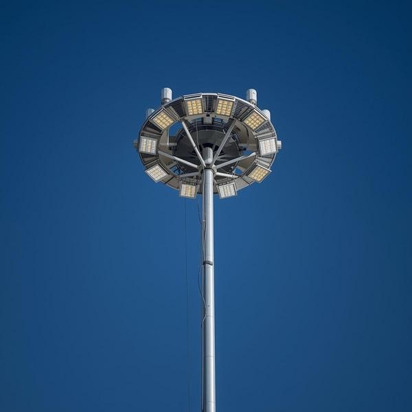 Type	Street LightBrand	PurplesesLighting Type	LEDIP Rating	IP65Certification	CEPower Source	SolarLight Color	Warm WhiteTo accomplish the numerous requirements of the clients, we are engaged in providing a high quality range of Solar High Mast Light.Price Range: Rs. 50000-250000/