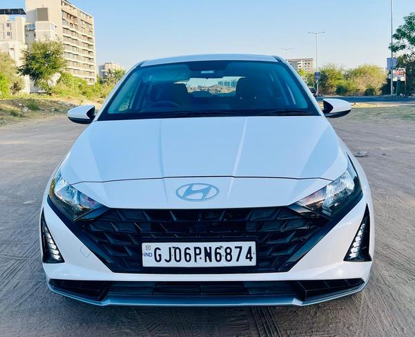 Hyundai I2