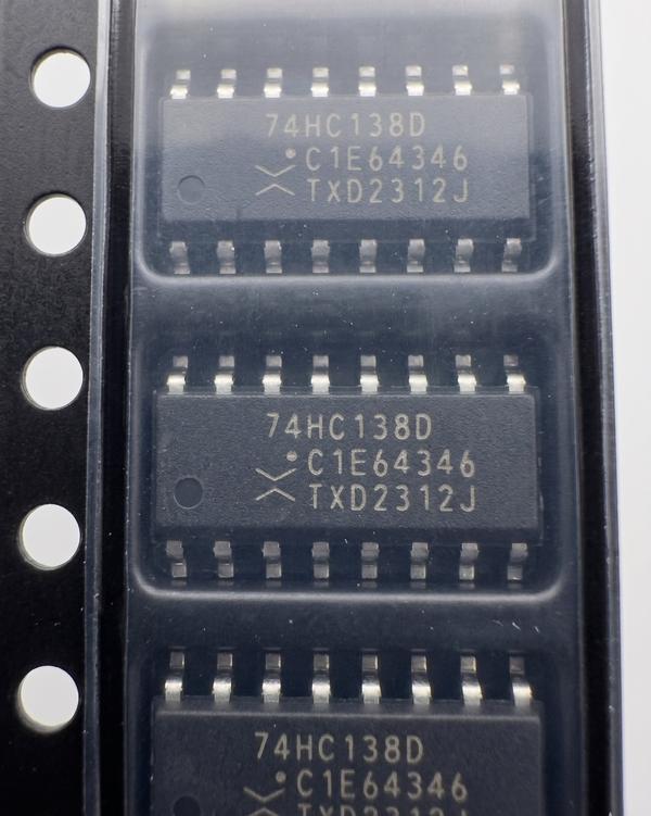 The 74HC138D is a high-speed Si-gate CMOS 3-to-8 line decoder/demultiplexer, designed for decoding 3 binary address inputs into 8 mutually exclusive active-LOW outputs. It features three enable pins (two active-LOW, one active-HIGH) for easy expansion, operates between 2.0V and 6.0V, and is commonly used for memory chip selection.Function: 3-to-8 line decoding or 1-to-8 demultiplexing.Outputs: Active-LOW (outputs are normally HIGH unless selected).Supply Voltage ((V_{CC})): 2.0V to 6.0V.Enable Inputs: 3 inputs ((E1, E2, E3)) for parallel expansion to 1-of-32 decoding.Speed: High-speed CMOS performance (typically 41ns propagation delay at 2V).Operating Temperature: -40 to +125.Package: 16-pin SOIC (Small Outline Integrated Circuit).Logic Family: 74HC.