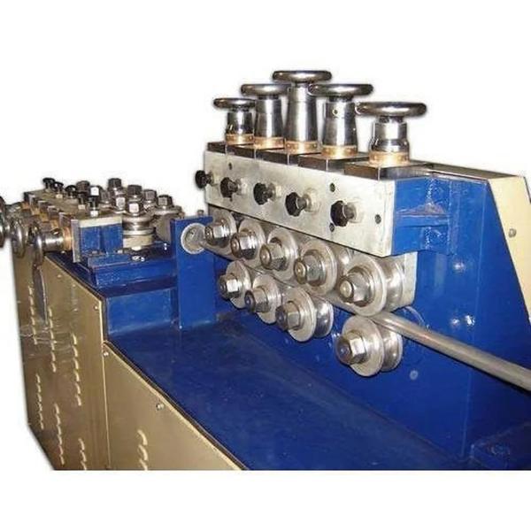 Usage/Application IndustrialAutomation Grade Semi-AutomaticSuitable For Mild SteelBrand Alankar udhyogDesign Standardmain Motor 50 hp/ 1440 R.P.MWe can offer good quality of Bar Straightening Machine AS-2.Features:Durable, Non-Corrosive, Cost Effective