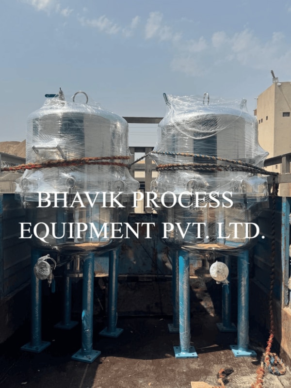 The Sparkler Filter consists of a vertically or horizontally mounted stainless steel pressure vessel containing multiple filter plates fitted with filter media such as filter pads, filter sheets, or cloth. The liquid is pumped under pressure into the filter chamber where suspended solids are retained on the filter media, and the clarified filtrate passes through the outlet.“The Sparkler Filter is a pressure type filtration equipment designed for clarification and removal of suspended impurities from liquids. The unit consists of a stainless steel filter housing containing multiple filter plates fitted with filter media. The liquid is passed through the filter assembly under pressure to obtain clear filtrate.”