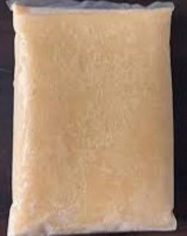 AM Frozen Pear Pulp is made from carefully selected fresh pears processed under hygienic conditions to preserve natural taste, freshness, aroma, and nutritional value. This premium quality fruit pulp is 100% natural with no preservatives added, no artificial colors, and no added flavors. The pulp has a smooth texture, rich pear flavor, and natural sweetness, making it ideal for juices, smoothies, desserts, bakery products, ice creams, and food processing applications. Processed using advanced freezing technology for long-lasting freshness and consistent quality, AM Frozen Pear Pulp is available at the best price with hygienic packaging and reliable supply from AM Products.