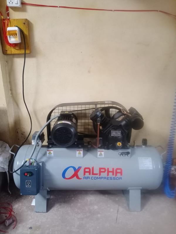 First Tech Packaging, Indore, we have an exclusive range of Heavy-Duty Air Compressors at Best-Prices. 
