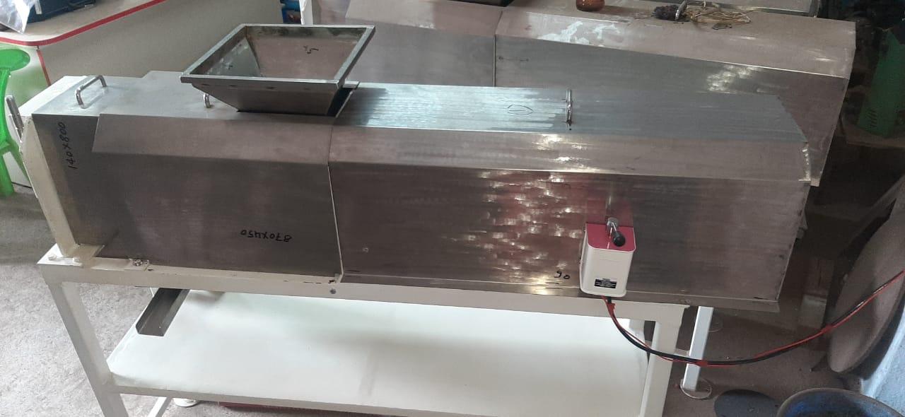 Mariya Banana Steam Juice Extractor Machine is a high-capacity and high-performance machine specially designed for extracting natural banana juice efficiently using steam extraction technology. Manufactured using premium-quality food-grade stainless steel, the machine ensures hygienic processing, corrosion resistance, and long-lasting durability for continuous commercial operation. Its advanced steam extraction system helps preserve the natural taste, aroma, nutrients, and freshness of banana juice while ensuring maximum juice recovery with minimum wastage. Equipped with a powerful heating and extraction system, the machine delivers smooth, stable, and efficient performance with high productivity. It is suitable for banana juice production units, beverage industries, food processing plants, hotels, restaurants, catering units, and commercial kitchens. The machine significantly reduces manual labor and processing time while maintaining consistent juice quality and improved extraction efficiency. The compact and user-friendly design allows easy operation, quick cleaning, and low maintenance, making it suitable for both small-scale and large-scale production units. Its energy-efficient performance ensures reliable and continuous operation with reduced operating costs. Mariya Banana Steam Juice Extractor Machine is a durable, budget-friendly, and cost-effective solution for modern fruit juice extraction and food processing industries.