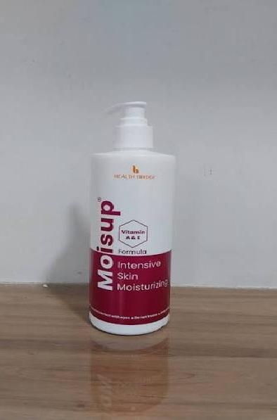 CUTIREPAIR MOISTURIZING LOTIONIt removes your dullness, removes pigmentation from your skin, makes your skin tone even, and the best part is it provides a glow to your skin.