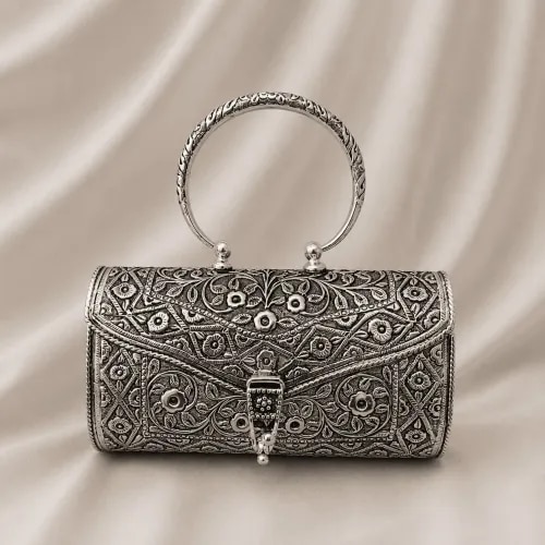 Silver Purse product image