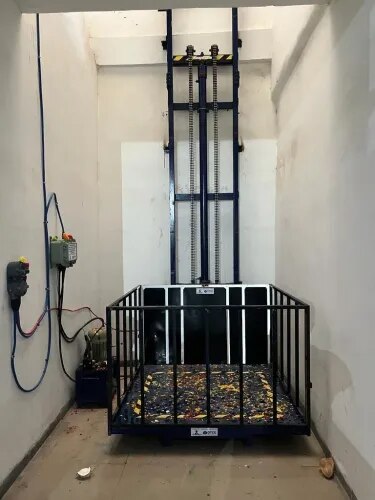 HYDRAULIC WALL MOUNTED GOOD LIFT product image