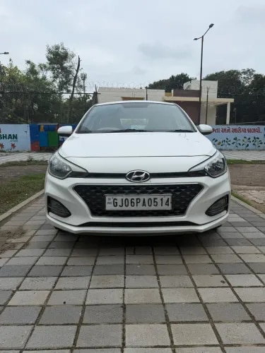 Hyundai I2