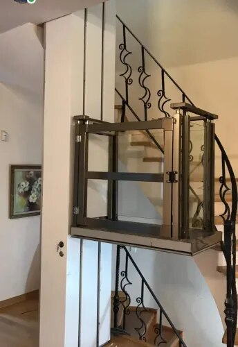 HALF CABIN HYDRAULIC LIFT product image
