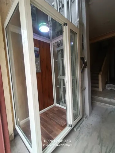 HYDRAULIC PASSENGER LIFTS product image