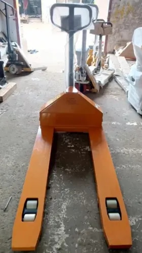 MANUAL HAND PALLET TRUCK product image
