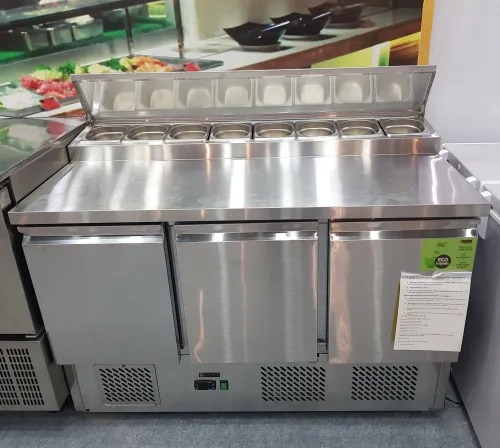 Makeline With Undercounter Chiller product image