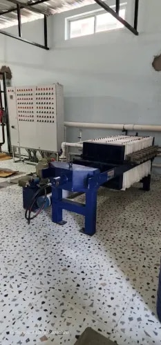 FILTER PRESS MANUAL AND HYDRAULIC AVAILABLE FOR SEWAGE TREATMENT PLANTS AND EFFLUENT TREATMENT PLANTS