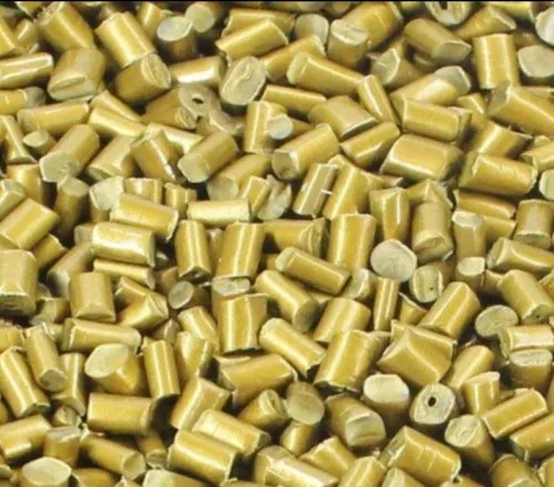 Pearl Copper LLDPE MasterbatchHigh-purity Pearl Copper Linear Low-Density Polyethylene (LLDPE) Masterbatch engineered for blown film, sheet extrusion, and injection molding applications. Formulated with saturated metallic pigments and a compatible LLDPE carrier matrix, this masterbatch delivers uniform color dispersion, a reflective pearlescent luster, and structural consistency across polyolefin resin blends.Advanced Pigment Dispersion: High shear processing ensures micro-fine pigment integration, preventing screw clogging, screen pack blocking, and localized pinholes in thin gauge extrusions.Controlled Moisture Limit: The low-moisture formulation protects extruders from moisture vapor release during processing, preventing surface foaming, lacing, and silver streaking in end products.Thermal & Mechanical Stability: Formulated with heat-stable pigments that resist thermal degradation at typical polyolefin processing temperatures (180°C to 240°C), preserving melt strength and color integrityDosing Accuracy: Consistent pellet size and density ensure reliable flow through hopper feeding systems, minimizing let-down variations throughout prolonged production runs.Packaging Standard: Packed in 25 kg moisture-proof, laminated woven bags or palletized stretch-wrapped units to withstand maritime shipping environments. Loose container loading and bulk liner bags are available upon request.