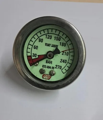 11/2"dial 0-270 bar 1/8 bsp b/c ss casing internal brass radium dial product image