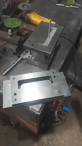 Precision Ceiling Fan Blade Cutting Tools for Sheet Metal ComponentsWe are a leading Ceiling Fan Blade Cutting Tools Manufacturer in Noida, India, specializing in the design and manufacturing of press tools, sheet metal dies, cutting tools, and dies for ceiling fan and Farrata pedestal fan components.Our Ceiling Fan Blade Cutting Tools are designed for accurate cutting and forming of aluminum fan blades while maintaining consistent dimensions and blade profiles. These tools are suitable for manufacturers producing standard, BLDC, and decorative ceiling fan blades.